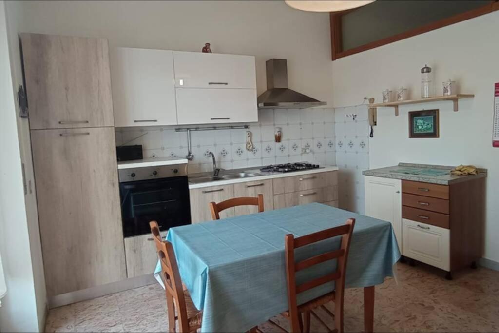 Central Tourist Residence - B&B - Alloggi Temporanei Исерния Екстериор снимка